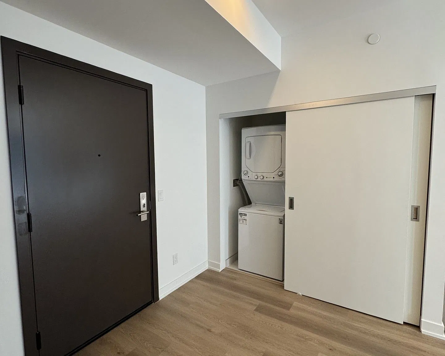 2 bed, $1,850 — Photo 3