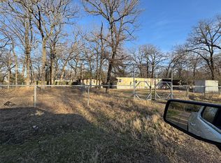 108 Mohican Trl, Gun Barrel City, TX 75156