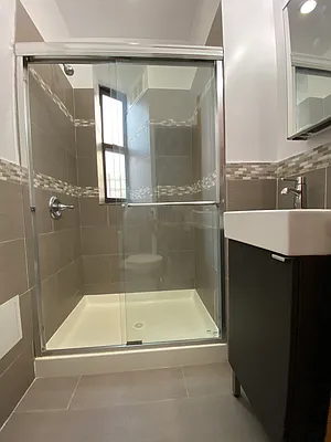 Rented by Bohemia Realty Group | media 16