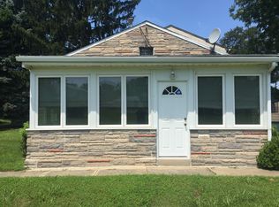 350 Hibbs Ave, Glenolden, PA 19036