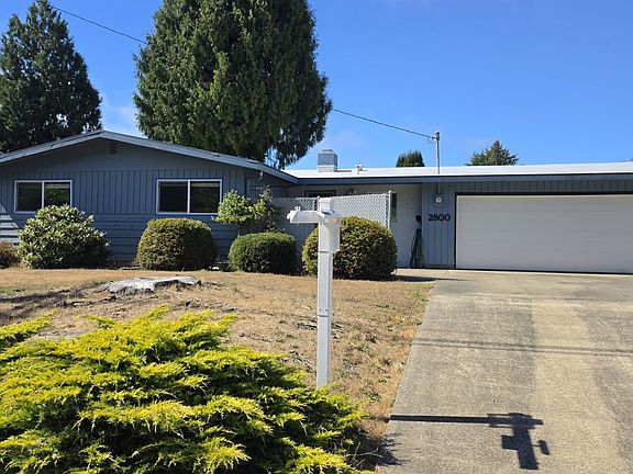 3rd image of 2800 Ridgeway Dr