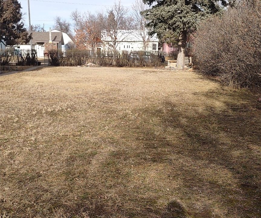 1st image of 2720 1st Ave S