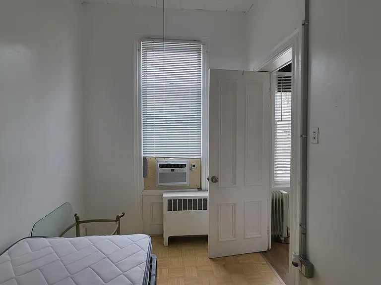 23 Sherman Pl #2 — Photo 8