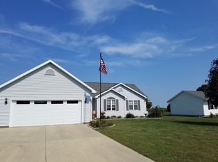 47 Roley Ests, Sullivan, IL 61951