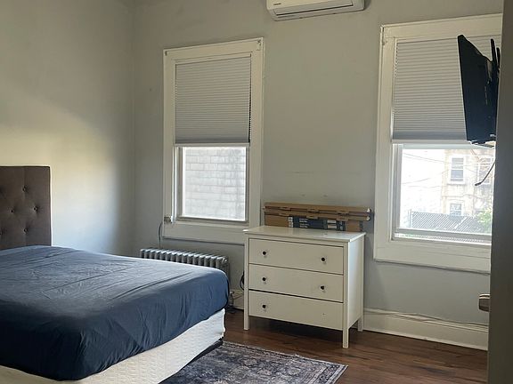 2nd image of 197 Macdougal St #1