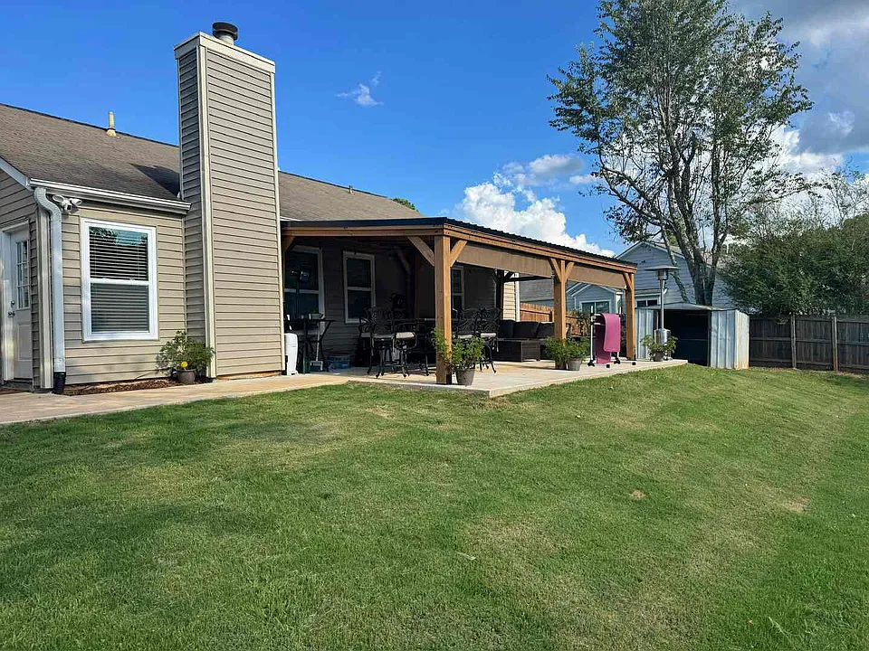 122 Colemans Bluff Dr
