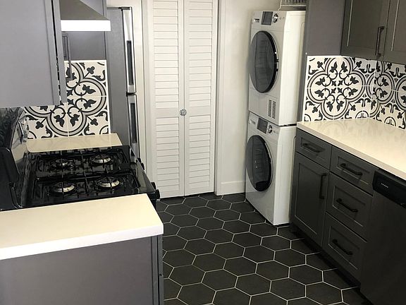 3rd image of 5314 Loma Linda Ave #265B