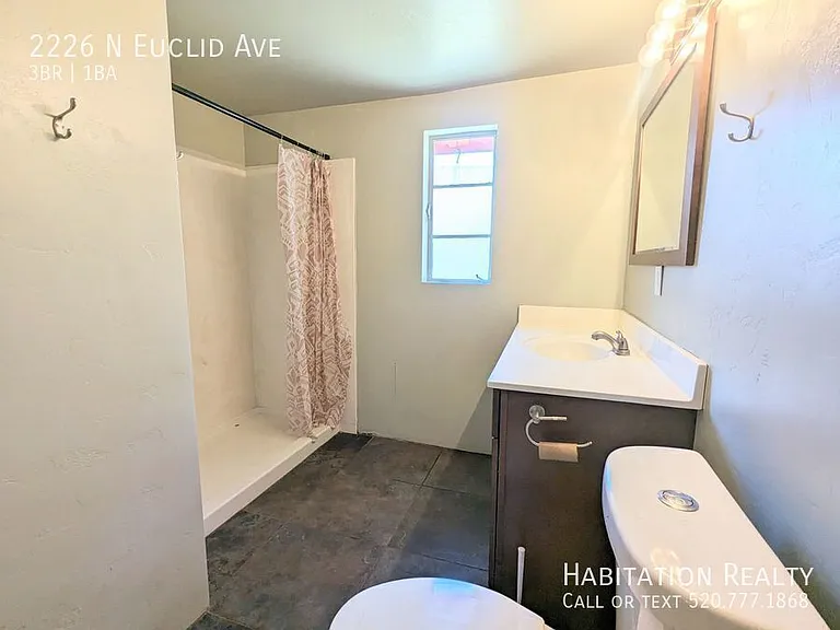 2226 N Euclid Ave — Photo 17