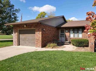 201 E Ivy St, Sutton, NE 68979