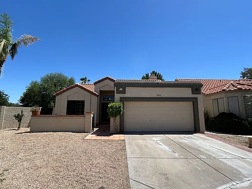 7511 W Kimberly Way Photo 1