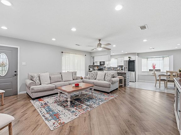 5th image of 14403 Waterville Way