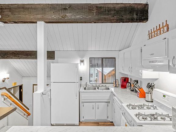 5th image of 41935 Switzerland Dr Suite 83