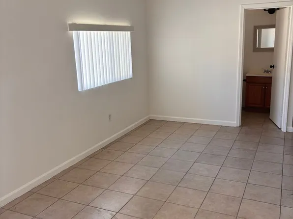 P9, 38219 12th St E Unit C, Palmdale, CA 93550