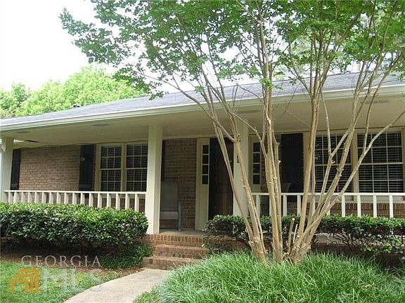 2nd image of 2408 Pinkney Dr