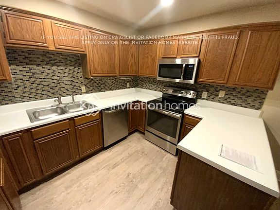 4th image of 819 Havenbrook Dr
