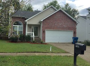 7102 Ridge Farm Ct, Louisville, KY 40291
