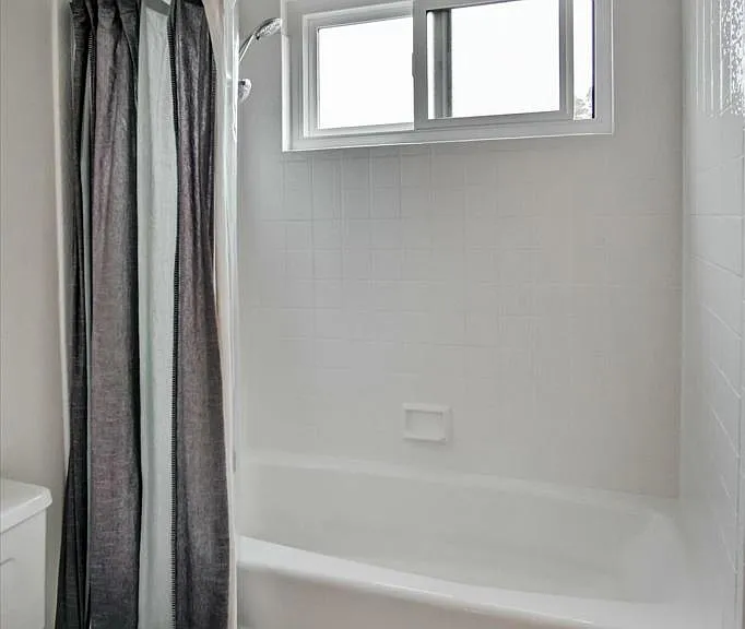 508 Village Rd — Photo 25