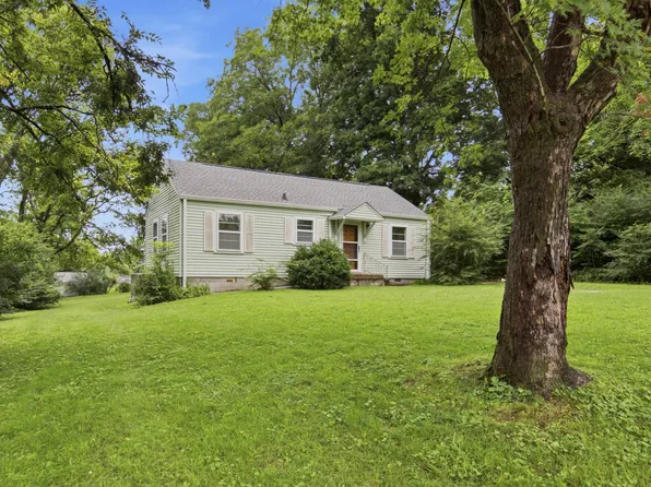 1928 Dahlia Dr, Nashville, TN 37210