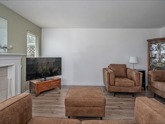 3rd image of 32165 7th Ave #14