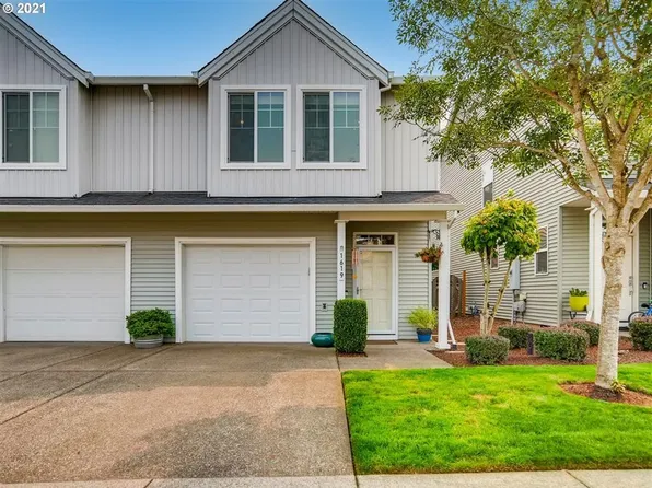 1619 NE 10th Pl, Canby, OR 97013