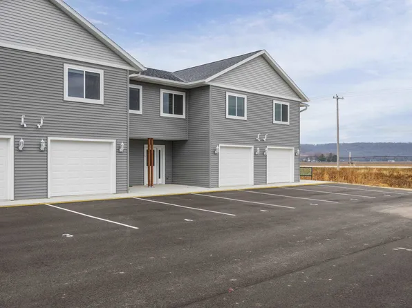 546 Sunrise Dr, Spring Green, WI 53588