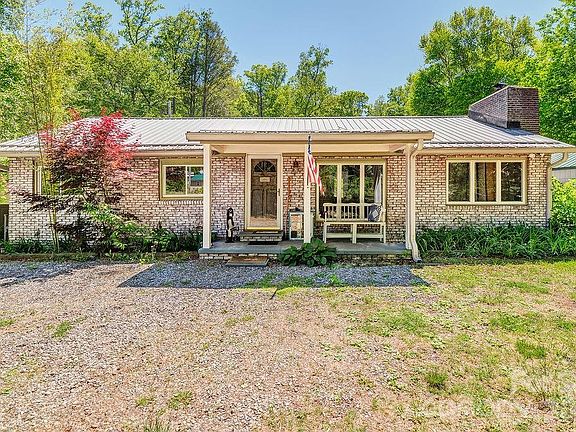 2nd image of 2143 Pisgah Hwy