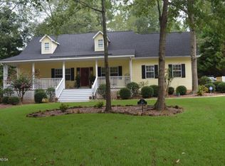 196 Oakview Cir, Gray, GA 31032