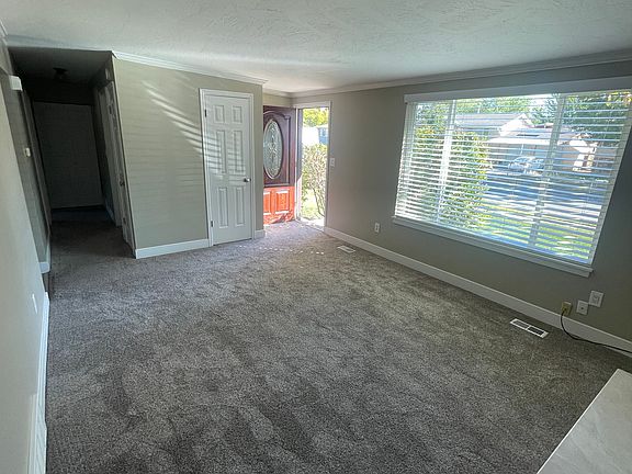 2nd image of 4550 S Edgeware Ln