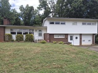 6230 Stanleyville Dr, Rural Hall, NC 27045