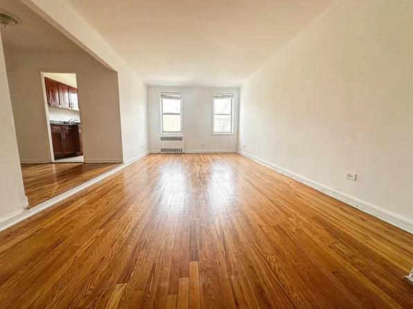 67-12 Yellowstone Boulevard image 1 of 10