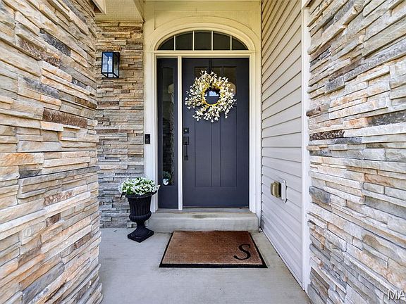 4th image of 854 Nardin Dr