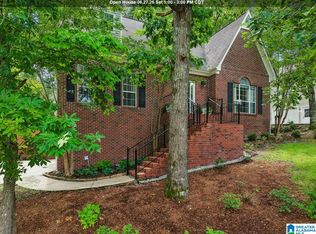 184 Grande View Ln, Maylene, AL 35114