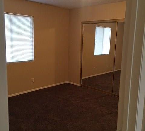 5th image of 829 Rock Springs Dr APT 202
