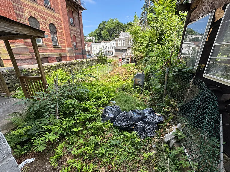 516 E Norwegian St — Photo 14