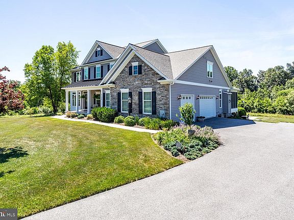 3rd image of 4180 John Benjamin Dr