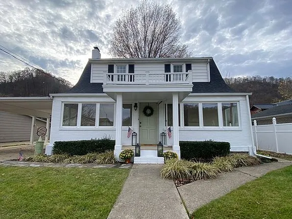 328 S Arnold Ave, Prestonsburg, KY 41653