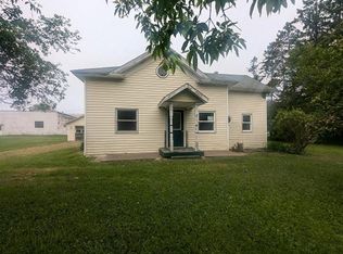 501 S Main St, Loyal, WI 54446