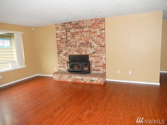 5th image of 6303 255th Street Ct E