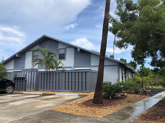 3rd image of 418 N Cypress Dr APT B