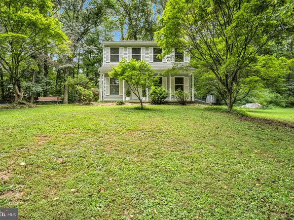 1866 Copenhaffer Rd, Dover, PA 17315