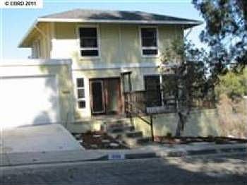1st image of 1033 Parkside Dr