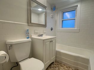 842 Saratoga St #1, Boston, MA 02128