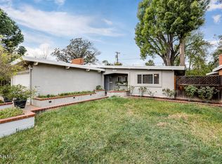 17929 Hatton St, Reseda, CA 91335