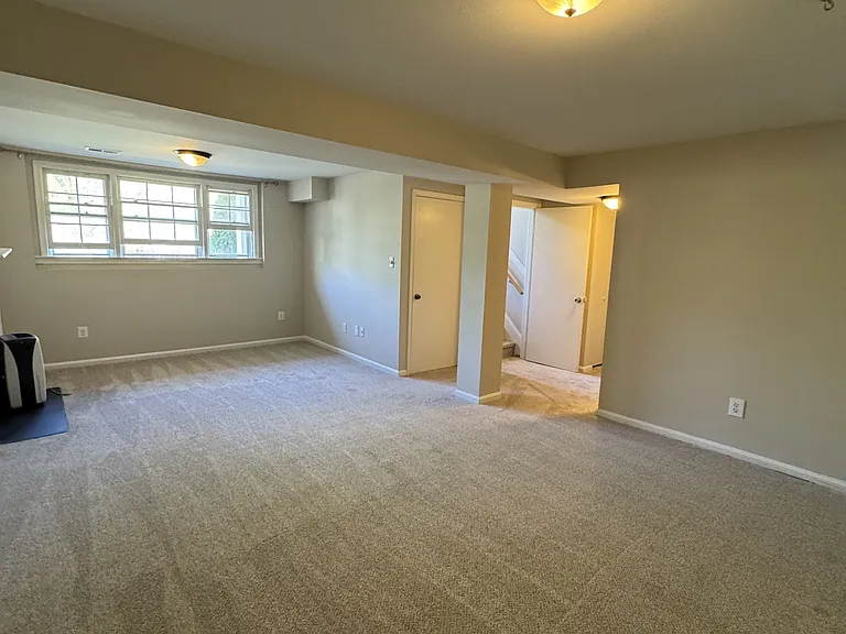 8505 Cherry Heights Ct — Photo 27