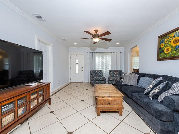 5th image of 6836 Aura Ave