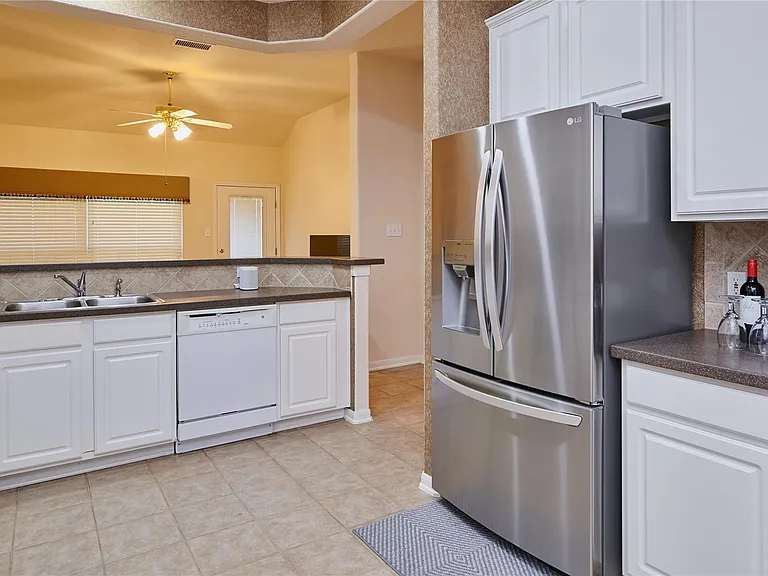 22 W Greenhill Terrace Pl — Photo 9