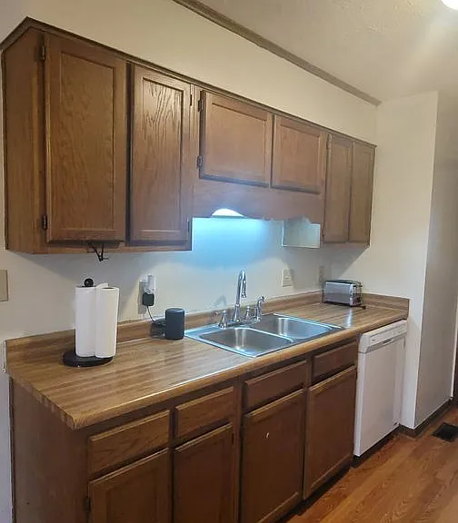 6978 Melbourne Dr — Photo 5