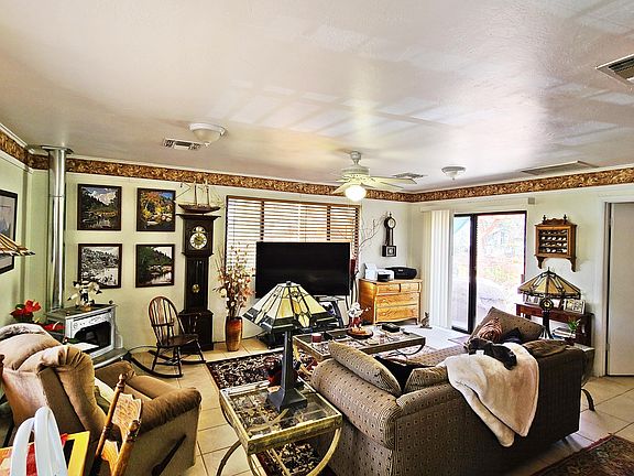 4th image of 208 E Sherwood Dr