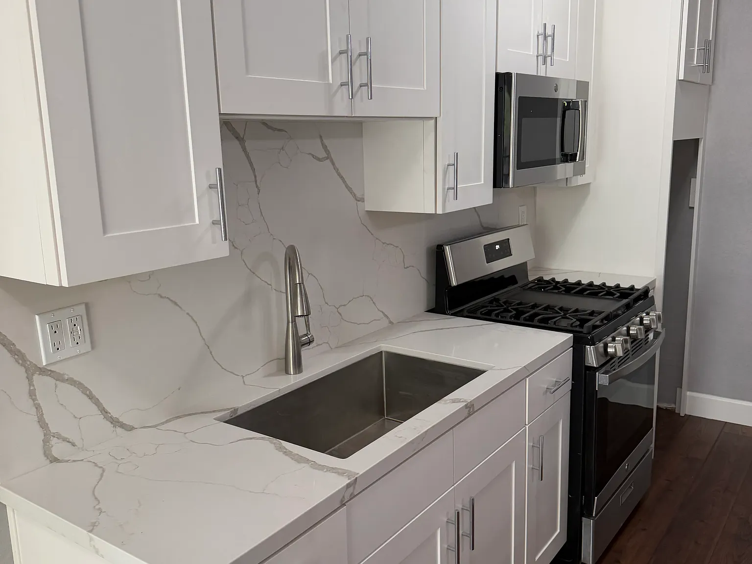 Studio, $1,595 — Photo 1