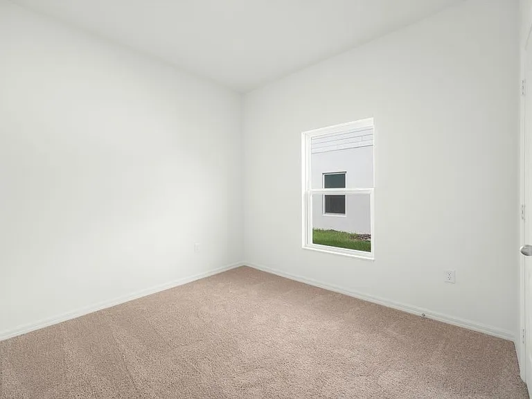632 Tangelo Ter — Photo 6